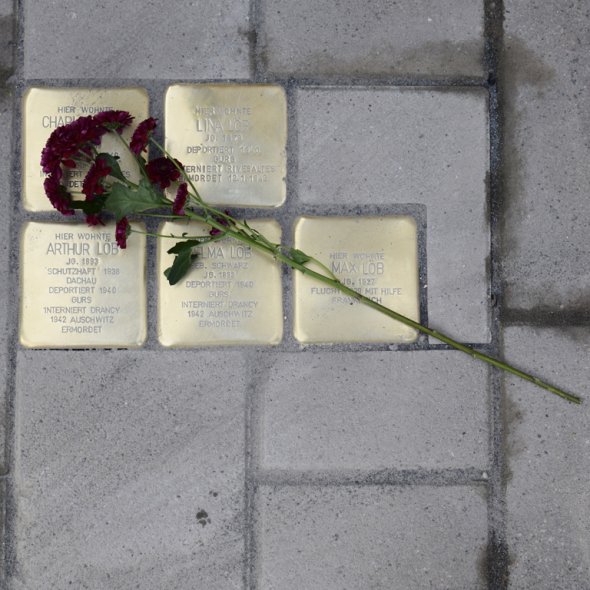 Steine in der Speyerer Straße Stolpersteine in der Speyerer Straße