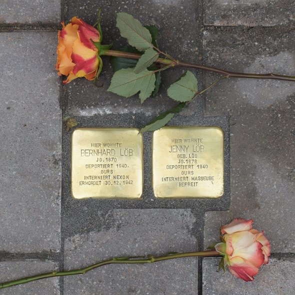 Steine in der Neustadter Straße 2 Stolpersteine in der Neustadter Straße 2