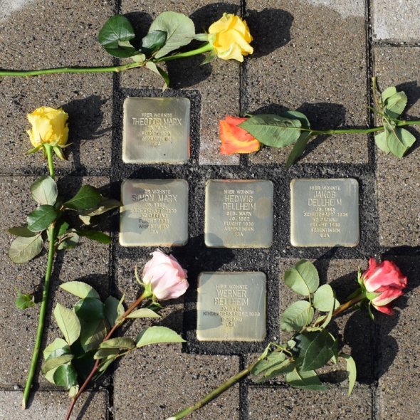 Steine in der Speyerer Straße 34 Stolpersteine in der Speyerer Straße 34