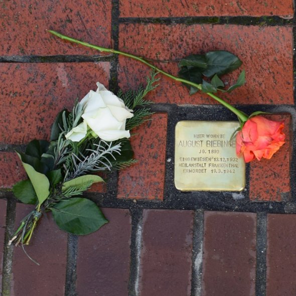 Stein in der Oggersheimer Straße 12 Stolperstein in der Oggersheimer Straße 12