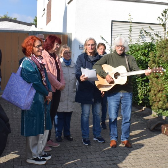 Uli Valnion vierte Verlegung Uli Valnion bei der vierten Verlegung