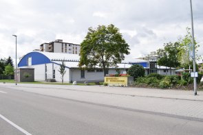 Sporthalle der Grundschule Im Mandelgraben Ansicht auf die Sporthalle der Grundschule Im Mandelgraben vom Pfalzring